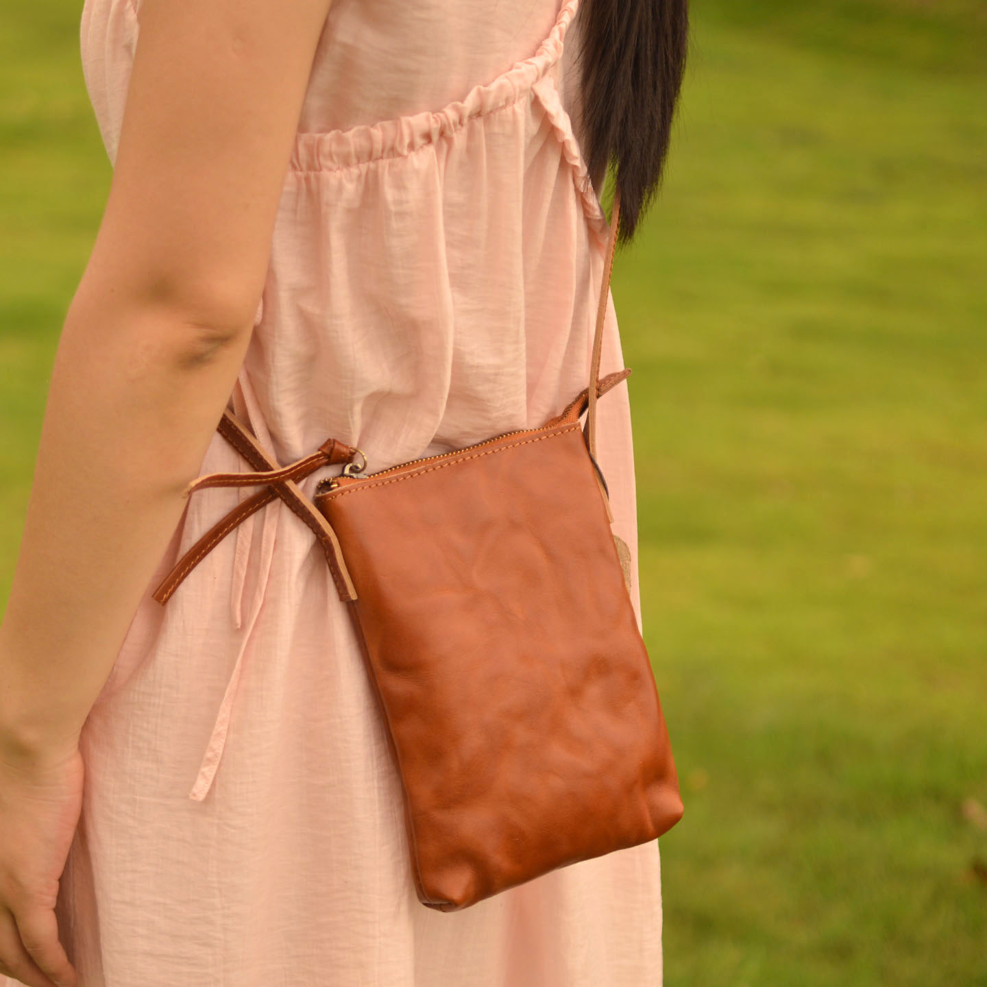 Interior Design Simple - Bolso de cuero AETOO para mujer