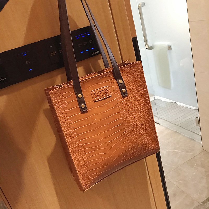 Bolso de mano con patrón de co - Interior Design Simple reseña y precio